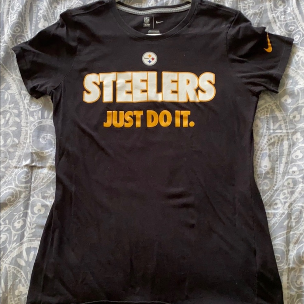 Pittsburgh Steelers Nike shirt